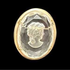 Warner Cameo Brooch Pin Reverse Carved Intaglio Clear Glass Gold Tone Oval VTG